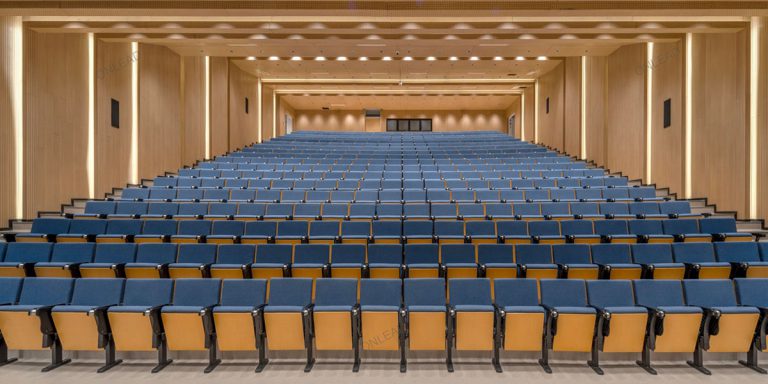 Report Hall1